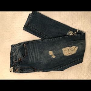 forever 21 distressed boyfriend jeans